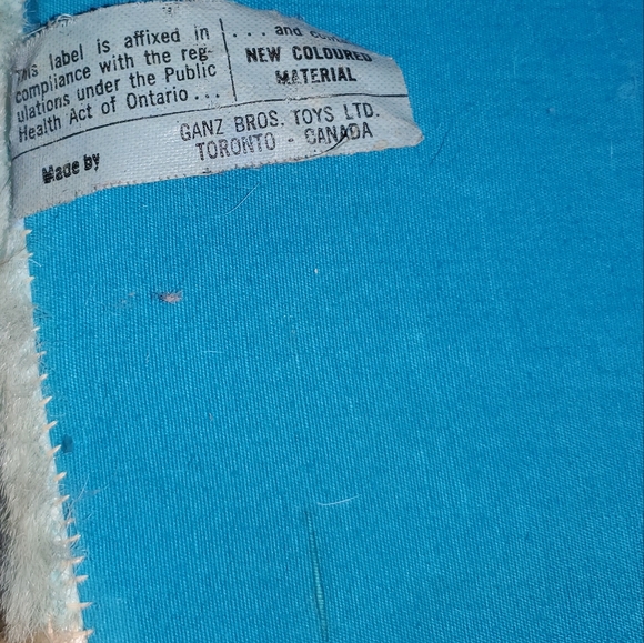 Amazing vintage plush blue poodle/childs chair with wooden legs. 22" high - Picture 14 of 14